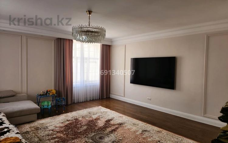 4-комнатная квартира, 225 м², 5/6 этаж, Амман 6 за 200 млн 〒 в Астане, Алматы р-н — фото 2