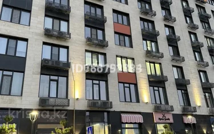 2-бөлмелі пәтер · 65 м² · 5/9 қабат, мкр Нурсая, Абылхаир хана 46 — Жумагалиева, бағасы: 400 000 〒 в Атырау — фото 2