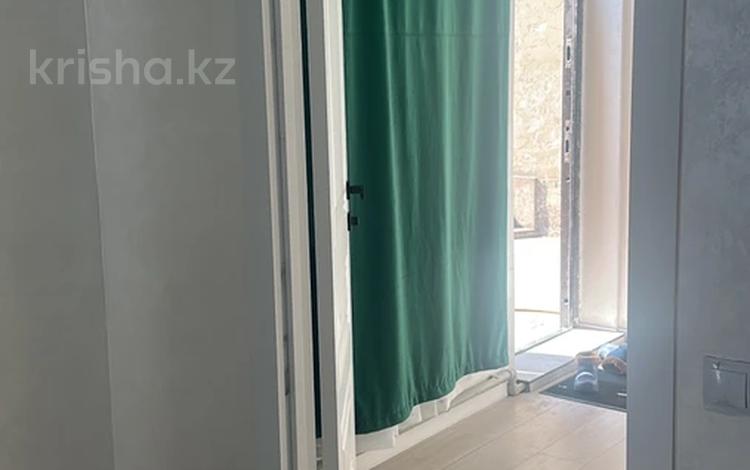 1-бөлмелі пәтер · 30 м² · 2/2 қабат, Жолашар 23 — улица Арай, бағасы: 130 000 ₸ в Коксай (пути Ильича) — фото 2