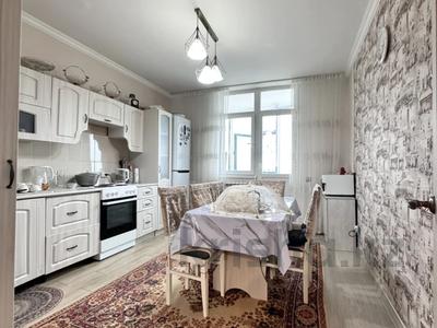 2-комнатная квартира · 100 м² · 13/25 этаж, мкр 11 за 26.7 млн 〒 в Актобе