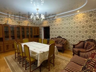 5-бөлмелі үй ай сайын, 180 м², 8 сот., мкр Хан Тенгри, бағасы: 900 000 〒 в Алматы, Бостандыкский р-н