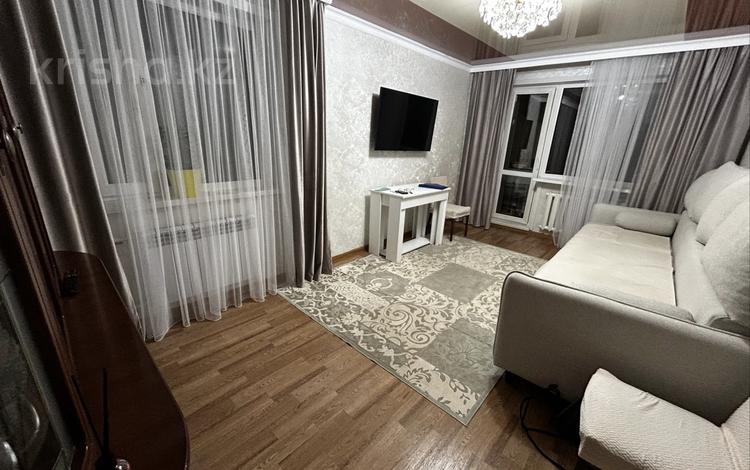 3-комнатная квартира · 65 м² · 3/5 этаж, мкр Юго-Восток, 30й микрорайон 11 за 23 млн ₸ в Караганде, Казыбек би р-н — фото 2