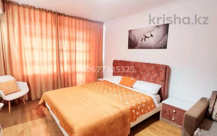 1-бөлмелі пәтер · 40 м² · 8 қабат, Кривенко — Назарбаева, бағасы: 5 000 〒 в Павлодаре — фото 30