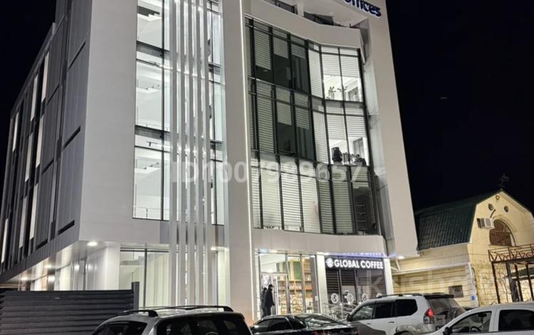 Свободное назначение, офисы, склады, фитнес и спорт, медцентры и аптеки, образование, развлечения, конференц-залы, кабинеты и рабочие места, студии · 25 м² за 200 000 〒 в Шымкенте, Каратауский р-н — фото 2