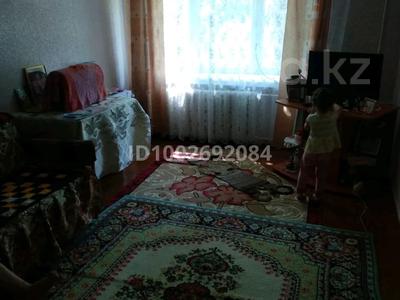 2-комнатная квартира · 42 м² · 2/2 этаж, 60 лет октября 8 за 1.7 млн 〒 в Шантобе