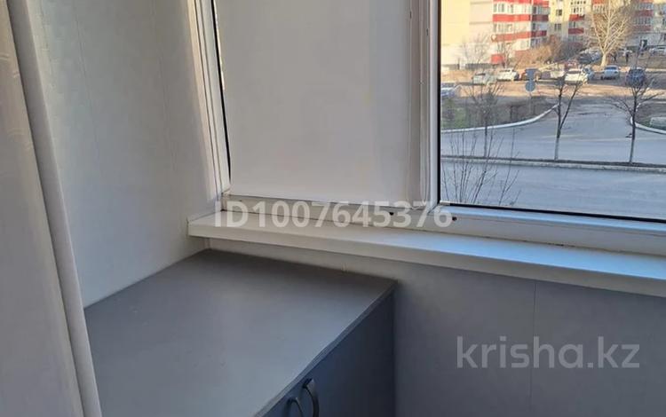 3-комнатная квартира · 75 м² · 2/5 этаж, мкр Астана 6 — Позади Кактуса за 190 000 〒 в Уральске — фото 2