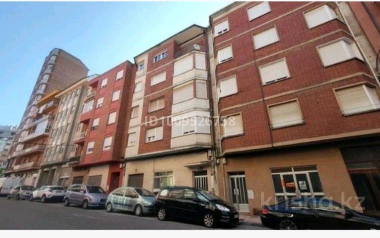4-комнатная квартира · 119 м² · 3/5 этаж, Rosa sensat за 20 млн ₸ в Салоу — фото 9