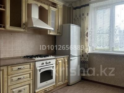 2-бөлмелі пәтер · 54 м² · 5/10 қабат, 8-й микрорайон, 8 микр 15, бағасы: 170 000 ₸ в Костанае