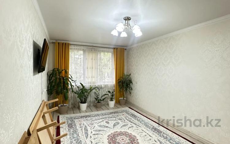 2-комнатная квартира · 56 м² · 1/5 этаж, мкр 11 за 17.5 млн 〒 в Актобе — фото 2