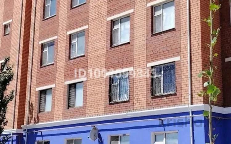 3-бөлмелі пәтер · 65 м² · 1/5 қабат, С Бейбарыс 93г — Жеңіс Apple магазин, бағасы: ~ 19 млн ₸ в  — фото 2