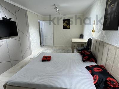 1-комнатная квартира · 30 м² · 2/5 этаж, 8 мкр 14 за 13 000 ₸ в Шымкенте