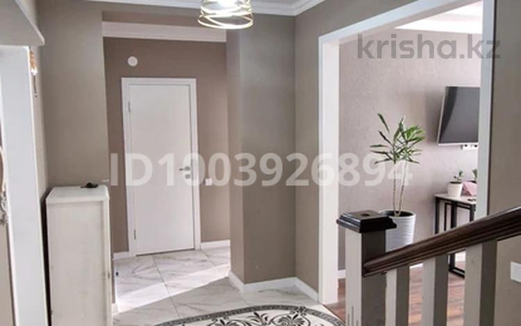 4-комнатная квартира · 135 м² · 5/5 этаж, Санкибай батыра 38/A. за 48 млн 〒 в Актобе — фото 2