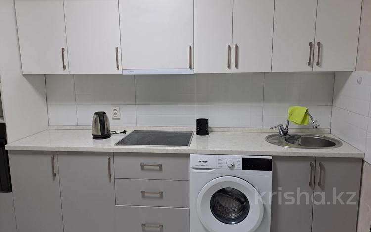 2-комнатная квартира · 60 м² · 3/9 этаж, Райымбека 590/6 — Жуалы за 250 000 ₸ в Алматы, Наурызбайский р-н — фото 3