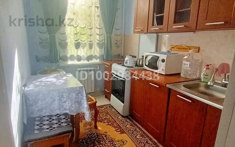 2-комнатная квартира · 50 м² · 1/2 этаж, Майлина — Около аэропорта Алматы за 15 000 〒 в Турксибский р-н — фото 3