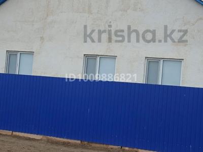 Жеке үй · 3 бөлме · 85 м² · 8 жүзд., мкр Кайнар, Төремұрат Сағынаев, бағасы: 20 млн ₸ в Атырау