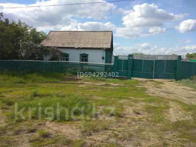 Отдельный дом • 3 комнаты • 75 м² • 15 сот., Абенова за 6 млн 〒 в Шарбакты