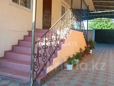 Жеке үй · 10 бөлме · 240 м² · 6 жүзд., ул Кошеней 7, бағасы: 38 млн ₸ в Таразе