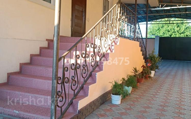 Жеке үй · 10 бөлме · 240 м² · 6 жүзд., ул Кошеней 7, бағасы: 38 млн ₸ в Таразе — фото 2