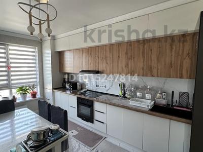 2-комнатная квартира · 60 м² · 3/9 этаж, мкр Думан-2, Мкрн Думан-2 57/3 за 55 млн ₸ в Алматы, Медеуский р-н