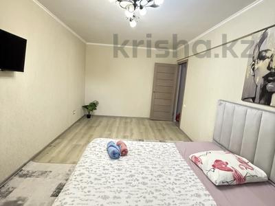 1-комнатная квартира · 40 м² · 1/5 этаж, Виноградова 23 за 10 000 ₸ в Усть-Каменогорске, Ульбинский
