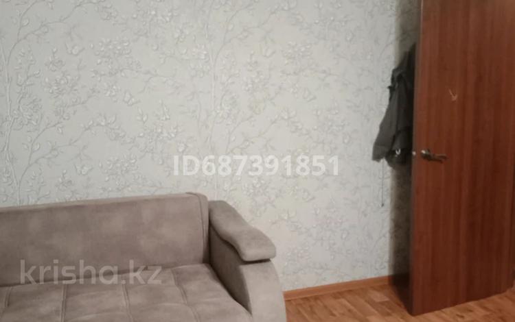 1-комнатная квартира, 32 м², 3/5 этаж, Протозанова 35 за 15.4 млн 〒 в Усть-Каменогорске — фото 2