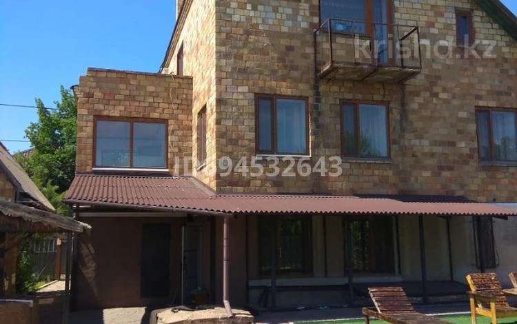 Отдельный дом · 6 комнат · 190.2 м² · 12 сот., Пришахтинск, Пришахтинск, Бадаева 8 за 30 млн ₸ в Караганде, Алихана Бокейханова р-н — фото 2