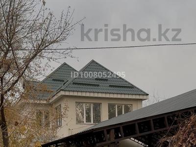 Отдельный дом · 5 комнат · 200 м² · 7 сот., Самырсын 9 — Рускулова-Бокейханова за 81 млн ₸ в Алматы, Жетысуский р-н