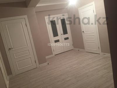 3-бөлмелі пәтер, 86 м², 1/5 қабат ай сайын, мкр Туран 979, бағасы: 150 000 〒 в Шымкенте, Каратауский р-н