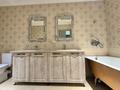 4-комнатная квартира · 190 м² · 3/10 этаж, Кабанбай Батыра 15 за 1 млн ₸ в Алматы, Медеуский р-н — фото 19