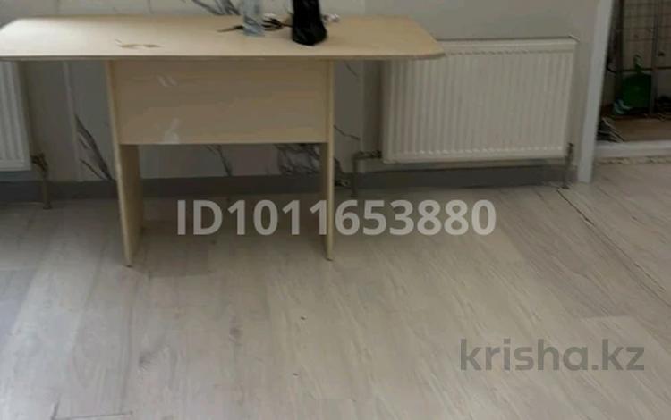 2-комнатная квартира · 53 м² · 7/17 этаж, Е430 за 200 000 ₸ в Астане, Нура р-н — фото 2