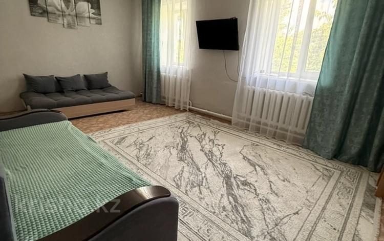 1-бөлмелі пәтер · 38 м² · 2/2 қабат, Сакен сейфулина 29, бағасы: 10 000 ₸ в Бурабае — фото 43