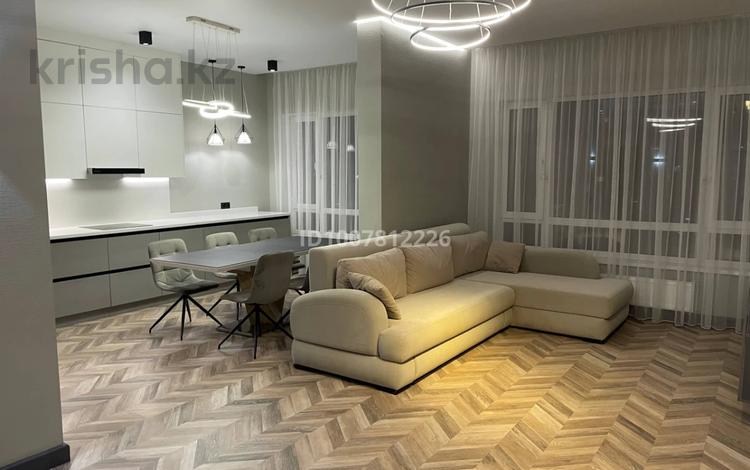 6-комнатная квартира · 174 м² · 9/10 этаж, Орынбор 12 за 1.2 млн ₸ в Астане, Есильский р-н — фото 2