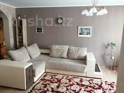 3-комнатная квартира · 70 м² · 5/6 этаж, 8 мкр за 18.5 млн 〒 в Темиртау