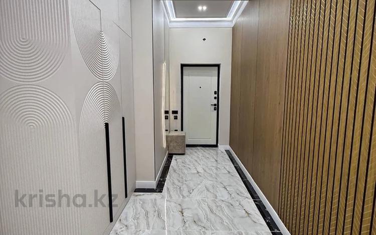 4-комнатная квартира · 120 м² · 8/13 этаж, 14-й мкр 86 за 59 млн ₸ в Актау — фото 2