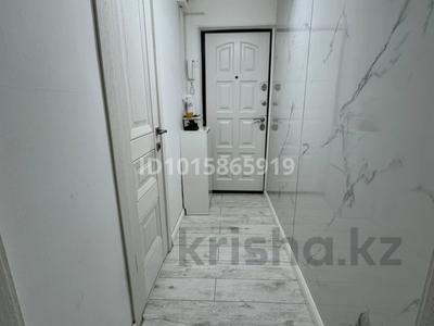 2-бөлмелі пәтер · 49 м² · 4/5 қабат, Микрайон -2 3 — На против Рынок Коктем, бағасы: 17.5 млн ₸ в Атырау, мкр Авангард-2