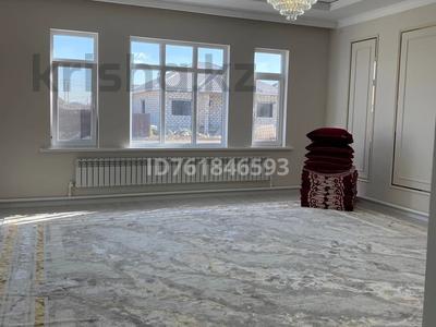 Продажа домов и дачи в Атырауской обл.: Отдельный дом · 2 комнаты · 96 м² · 8.32 сот., мкр Ракуша, Еркинкала_2.48 10 — Еркинкала 2 за 25 млн 〒 Отдельный дом · 2 комнаты · 96 м² · 8.32 сот., мкр Ракуша, Еркинкала_2.48 10 — Еркинкала 2 за 25 млн 〒 в Атырау