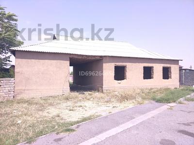 Продажа домов и дачи в Шымкенте: Отдельный дом · 8 комнат · 225.6 м² · 10 сот., мкр Бозарык — Узбекская за 20 млн 〒 Отдельный дом · 8 комнат · 225.6 м² · 10 сот., мкр Бозарык — Узбекская за 20 млн 〒 в Шымкенте, Абайский р-н