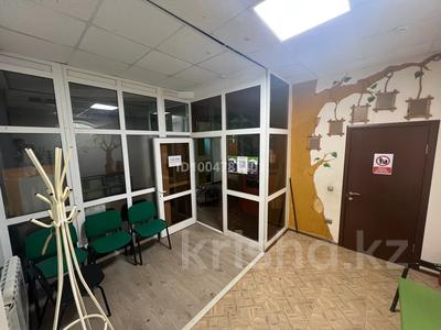 Свободное назначение, офисы, образование, конференц-залы, кабинеты и рабочие места · 100 м² за 300 000 〒 в Актобе