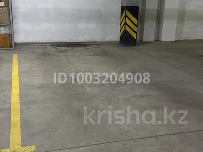 Паркинг · 10 м² · Айтеке би 11 — Мухамедханова-айтеке би, бағасы: 25 000 〒 в Астане, Нура р-н