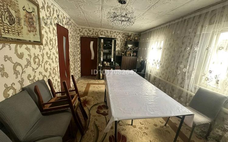 Жеке үй · 4 бөлме · 85 м² · 8 жүзд., Муратбаева 17 — Муратбаева матросова, бағасы: 26 млн ₸ в Талгаре — фото 2