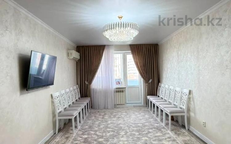 3-комнатная квартира · 88.2 м² · 5/10 этаж, мкр 12 43а за 32 млн ₸ в Актобе — фото 2
