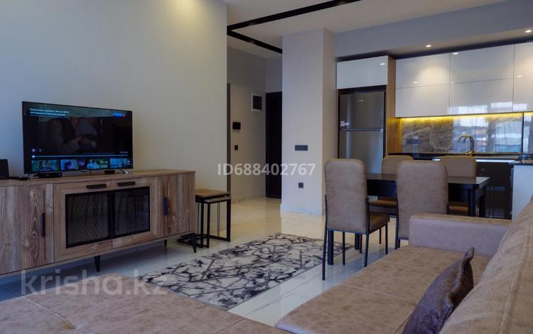 2-комнатная квартира, 70 м², 3/5 этаж помесячно, Emirald Riverside 2 за 450 000 〒 в Аланье — фото 2