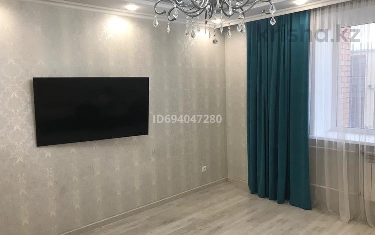 2-комнатная квартира, 75 м², 5/9 этаж, Ауэзова 268 — М.Ауэзова-Ташенова