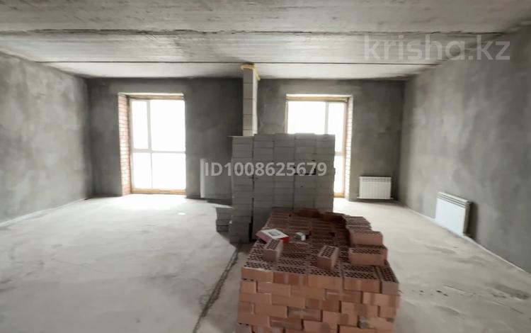 2-комнатная квартира · 64 м² · 9/9 этаж, Университетская 18 за 26.5 млн 〒 в Караганде — фото 2