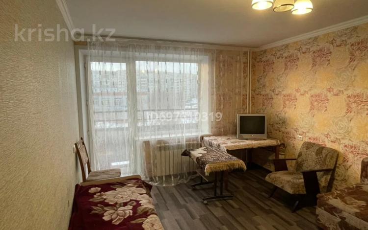 2-комнатная квартира, 48 м², 3/9 этаж помесячно, Майкудук, Мкр Мамыраева за 150 000 〒 в Караганде, Алихана Бокейханова р-н — фото 2