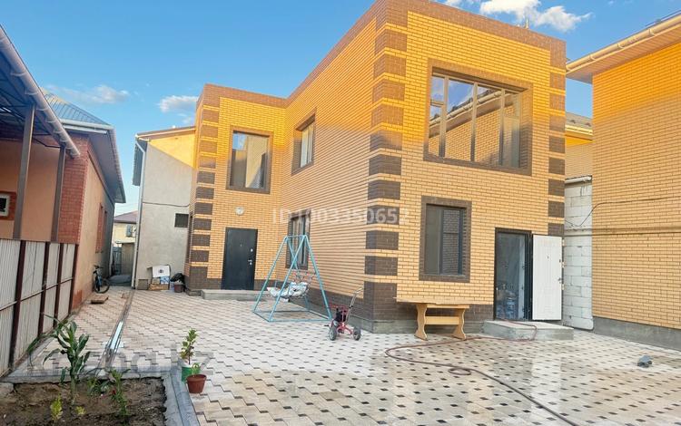 Отдельный дом · 10 комнат · 300 м² · 5 сот., Қоңыратбаев 1 а за 62 млн ₸ в  — фото 2
