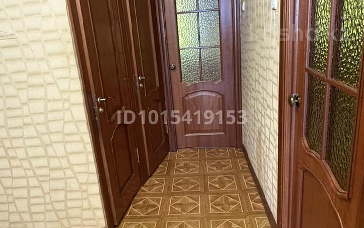 3-комнатная квартира · 64 м² · 3/5 этаж, мкр Новый Город, Нуркена Абдирова 17 — 1000 мелочей за 220 000 ₸ в Караганде, Казыбек би р-н — фото 2
