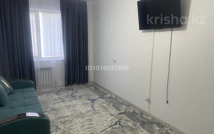 1-комнатная квартира · 36 м² · 3/7 этаж, 9 20/2 — Туркестан Арена стадион за 90 000 ₸ — фото 2