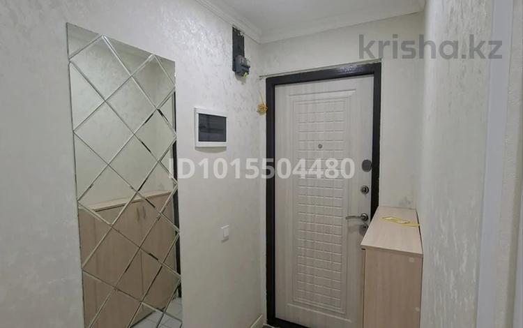2-комнатная квартира · 54 м² · 1/5 этаж, мкр Центральный 10 за 240 000 ₸ в Атырау — фото 2