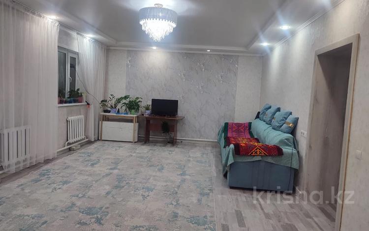 Отдельный дом · 4 комнаты · 105 м² · 3.6 сот., Кажымукана 99 за 25 млн ₸ в Семее — фото 2